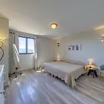 Domaine Du Mont Leuze 빌프랑슈쉬르메르