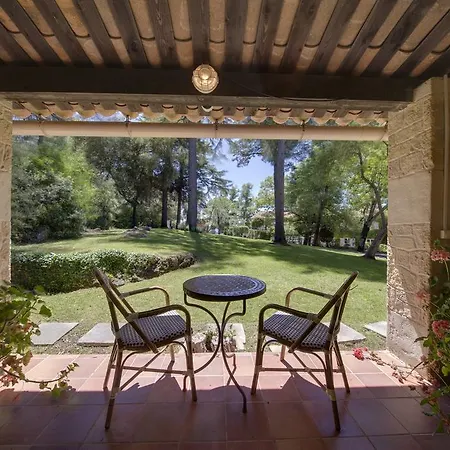 Domaine Du Mont Leuze Villa *